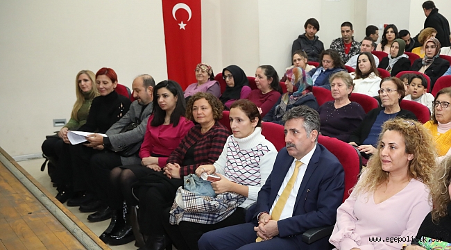 Bayraklı’da şiir dolu gece