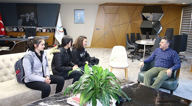 Bayraklılı öğrencilerden dayanışma projesi