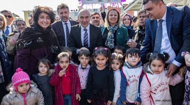 Bayraklı da Masal Evi’ne kavuştu