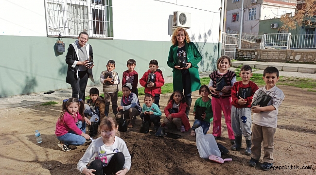 EFES SELÇUKLU ÇOCUKLAR YERLİ TOHUMLA TANIŞIYOR