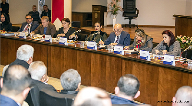 Tunç Soyer Efes Selçuk ve Seferihisar’ı ziyaret etti