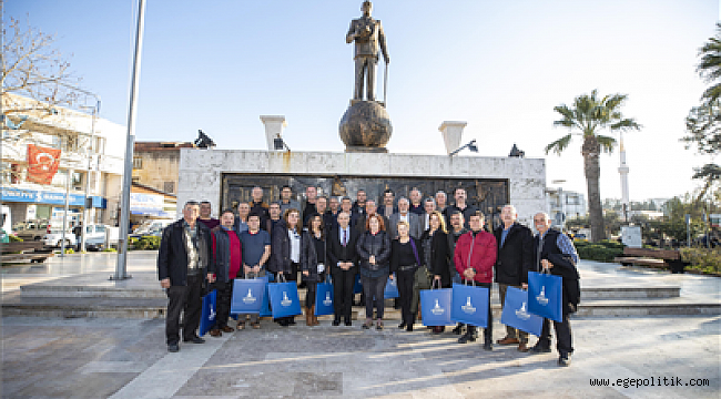 Tunç Soyer Urlalı muhtarlarla buluştu