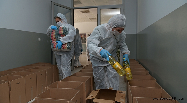 Başkan Utku Gümrükçü, Şehit ve Gazi Ailelerini Unutmadı