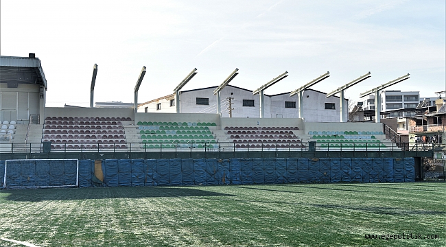 Bornovalı amatörlerden Başkan İduğ’a teşekkür