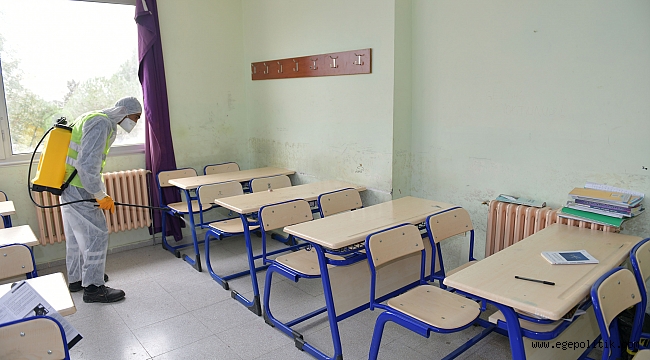 Çiğli Belediyesi’nden virüslere karşı dezenfekte önlemi