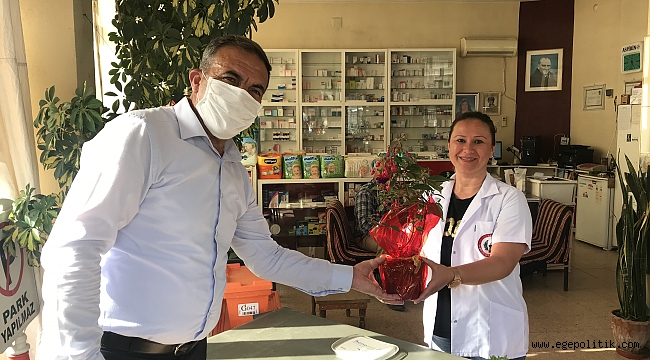 Başkan Yılmazlar Eczacılar Günü'nü kutladı