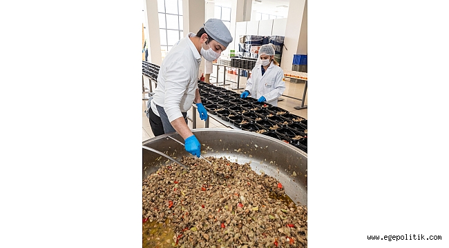 Üç haftada 312 bin kişilik iftar paketi dağıtıldı