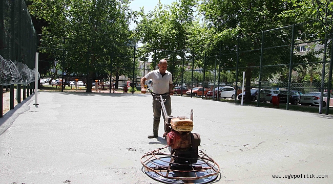 Bayraklı'da yenilenen spor alanlarına 904 metreküp beton döküldü