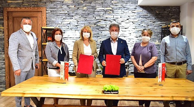 İzmirli kadınların yeni adresi de Bornova