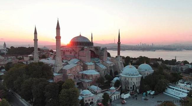 MetroPOLL Araştırma&#039;nın kurucusu Sancar, &quot;Ayasofya oyları nasıl etkileyecek?&quot; sorusuna yanıt verdi