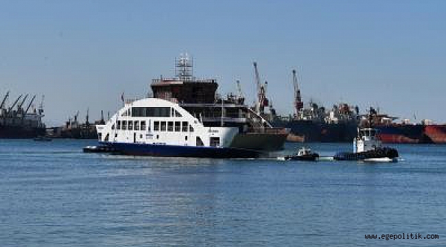 Uğur Mumcu Feribotu törenle denize indirildi