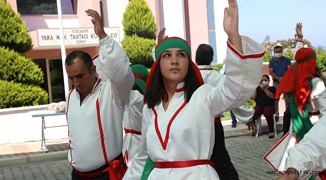 Güzelbahçe'de Aşure Kazanı Kaynadı, Lokmalar Dağıtıldı