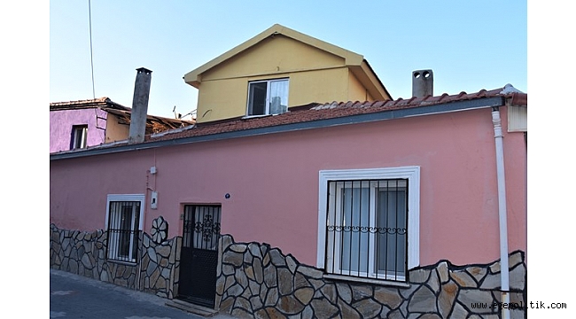 Kemalpaşa Yukarıkızılca' nın evleri rengarenk