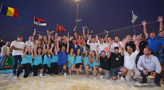 Plaj voleybolunun en iyileri İzmir’e geliyor