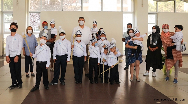 Seferihisar Belediyesi geleneksel sünnet şöleni gerçekleşti