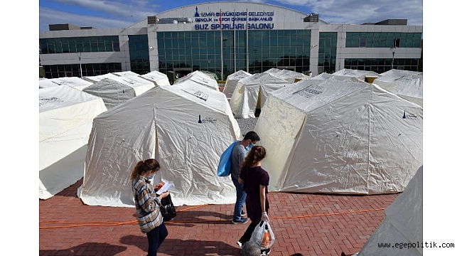 Büyükşehir 24 saat depremzedelerin yanında