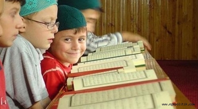 Diyanet nihayet kurslarda geri adım attı