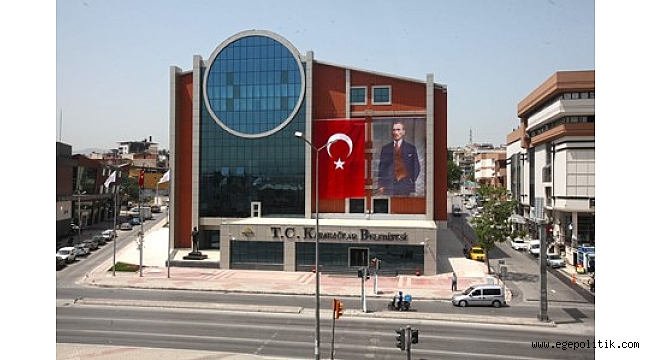 Karabağlar Belediyesi'nin vezneleri haftasonu da açık