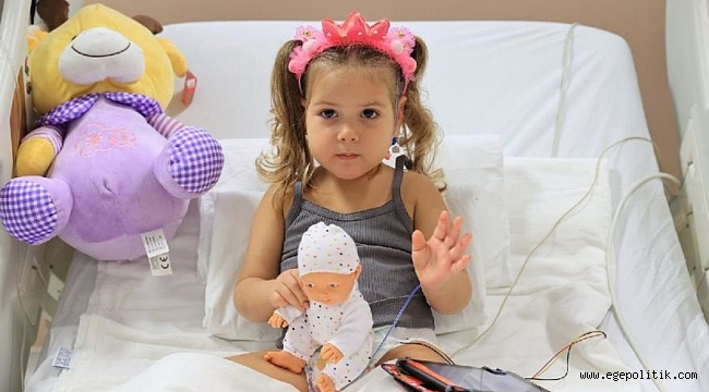 BAŞKAN SANDAL, Enkazdan Kurtarılan  Mucize Bebeklerin İsmini  Kreşlere Verdi