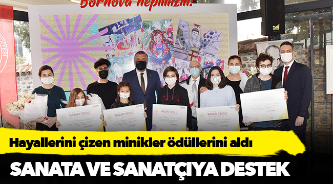 Hayallerini çizen minikler ödüllerini aldı