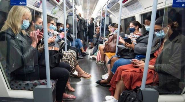 İngiltere'de Covid-19 ölümleri 100 bini geçti