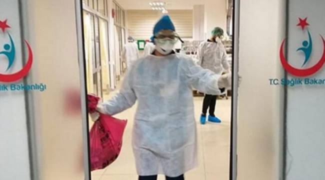 Sağlık çalışanlarına izin ve emeklilik kısıtlaması kaldırıldı