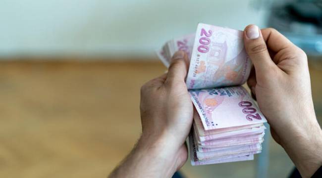 Sendikalardan memur ve emekli maaşlarına yapılan zam oranına tepki: Bu zam maske parasına bile yetmez