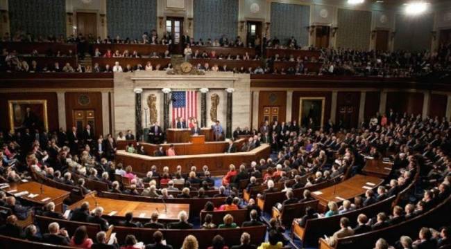 ABD'lilerin 3'te 2'si ülkede üçüncü bir büyük parti istiyor