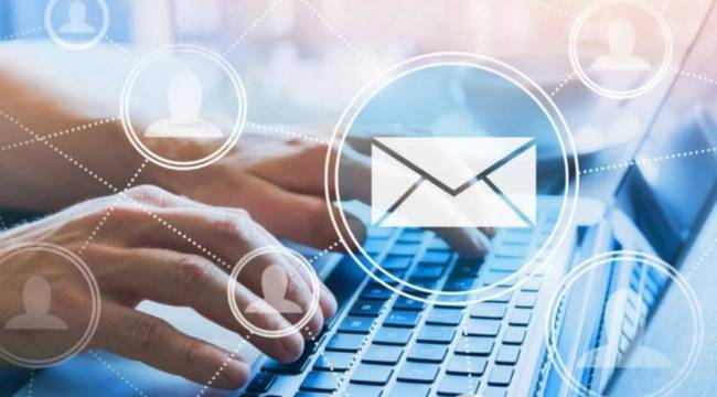 AYM'den kurumsal e-posta kararı: Patron bakabilir