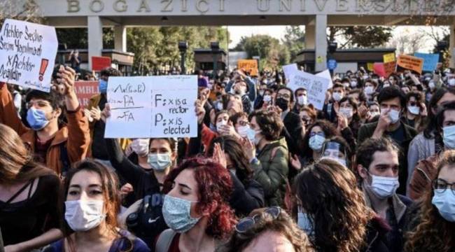 İstanbul Valiliği'nden Boğaziçi açıklaması: Yasak!