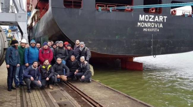 Nijerya'da kaçırılan 15 Türk gemici serbest bırakıldı
