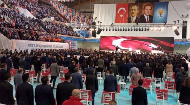 AK Parti kongrelerinin yapıldığı iller, vaka sayısının en çok arttığı şehirler oldu!