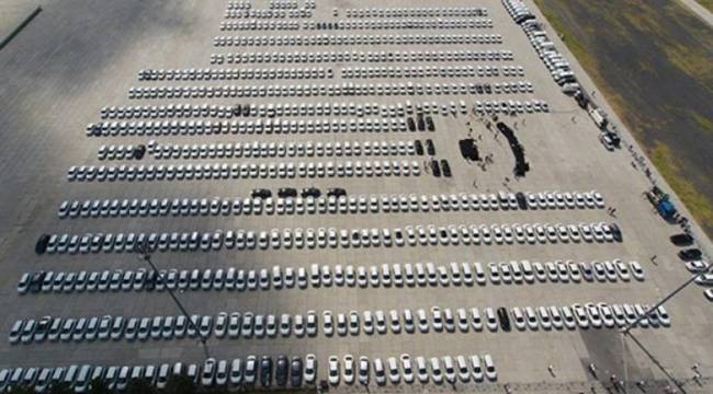 AKP, CHP, İYİP ve MHP Yenikapı Meydanı&#039;na Kadir Topbaş&#039;ın ismini verdi