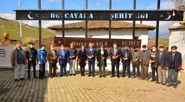 Başkan Eriş, 18 Mart’ta şehitler anıtlarını ziyaret etti