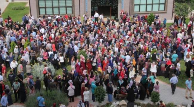 Belediyenin 200 kişilik iş ilanına 52 bin kişi başvurdu