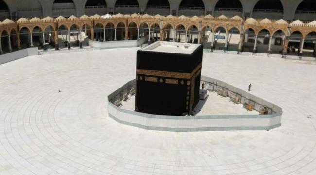 Suudi Arabistan’da salgın önlemi: Teravih namazı 10 rekata indirildi