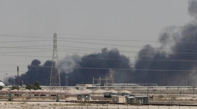 Suudi Arabistan petrol tesislerine saldırı düzenlendiğini doğruladı