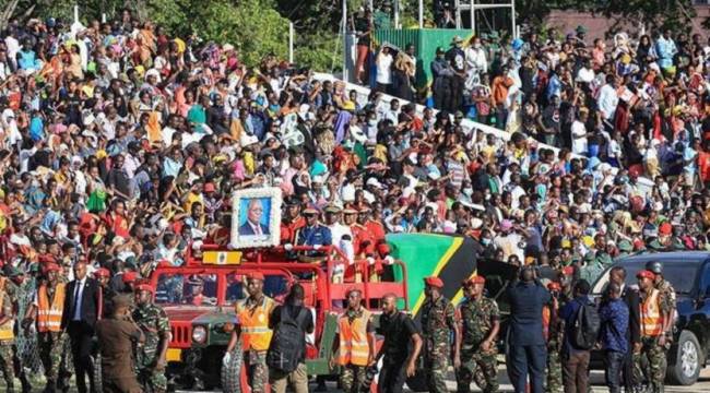 Tanzanya Devlet Başkanı'nın cenaze töreninde 45 kişi öldü