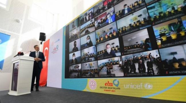 Ziya Selçuk: Salgın bitse de uzaktan eğitim kalıcı olacak