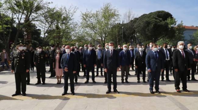 23 Nisan coşkusu Bergama’da törenle kutlandı