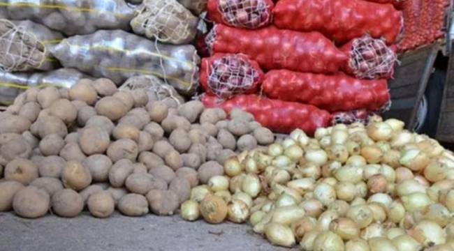 Bakan Pakdemirli: İhtiyaç sahiplerine patates ve kuru soğan dağıtacağız