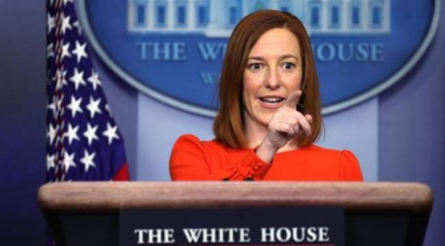 Beyaz Saray sözcüsü Jen Psaki olmayan gazetecinin sorularını yanıtlıyormuş