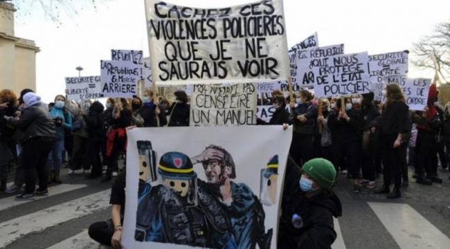 Fransa Senatosu'ndan tartışmalı 'güvenlik' yasasına yeşil ışık