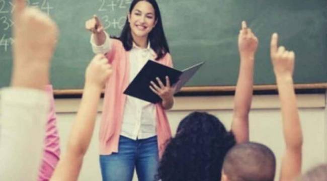 'Özel öğretim kurumlarında çalışan tüm emekçileri aşılayın'