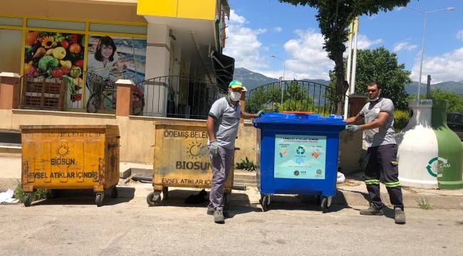 Ambalaj atıkları mavi konteynerlere