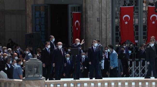 Erdoğan: Taksim Camisi, Ayasofya'ya selam, İstanbul'un fethine hediyedir