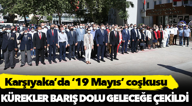 Karşıyaka’da kanolar ‘19 Mayıs’ için suya indi