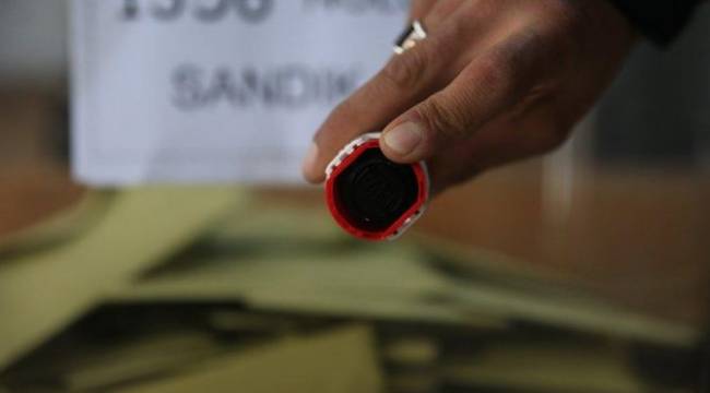 Metropoll anketi: AK Parti tarihinin en düşük oy oranında