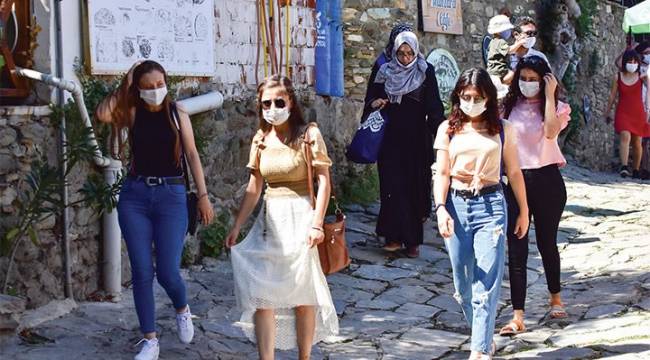 Pandeminin son dalgası kırıp geçirdi: Herkese göre daha depresifler