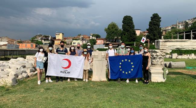 Genç Kızılay İzmir Uluslararası İlişkiler Birimi Kültürel Gezi Düzenledi